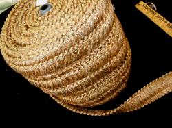 Brush_Fringe_color_Light_Goldenrod_Yellow